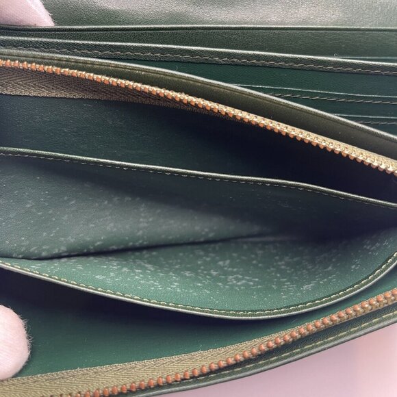Yves Saint Laurent Dark Green Crocodile Embossed Leather Long Wallet - Preowned - Picture 8 of 12